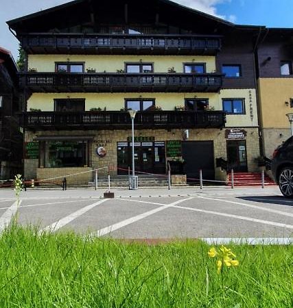 普雷代亚尔 Casa Frent酒店 外观 照片